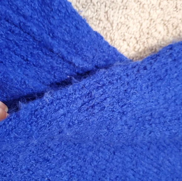 Alpaca And Acrylic Free People Cozy Blue Oversized V-Neck Sweater - Picture 10 of 12